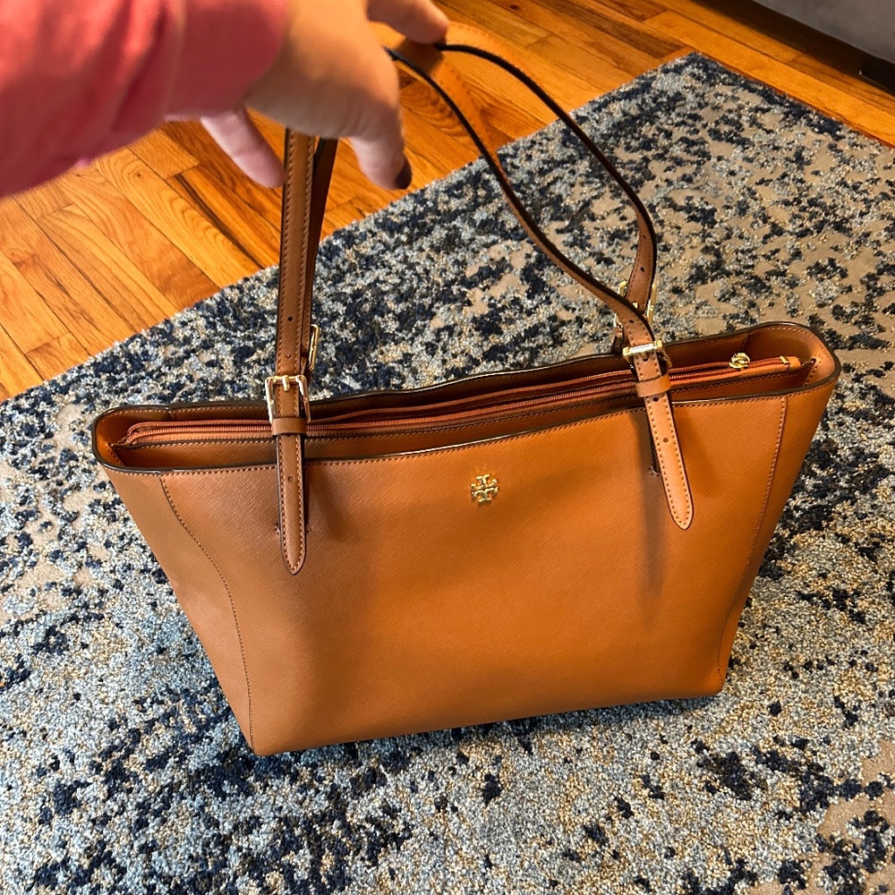 Tory Burch  Tan Tote